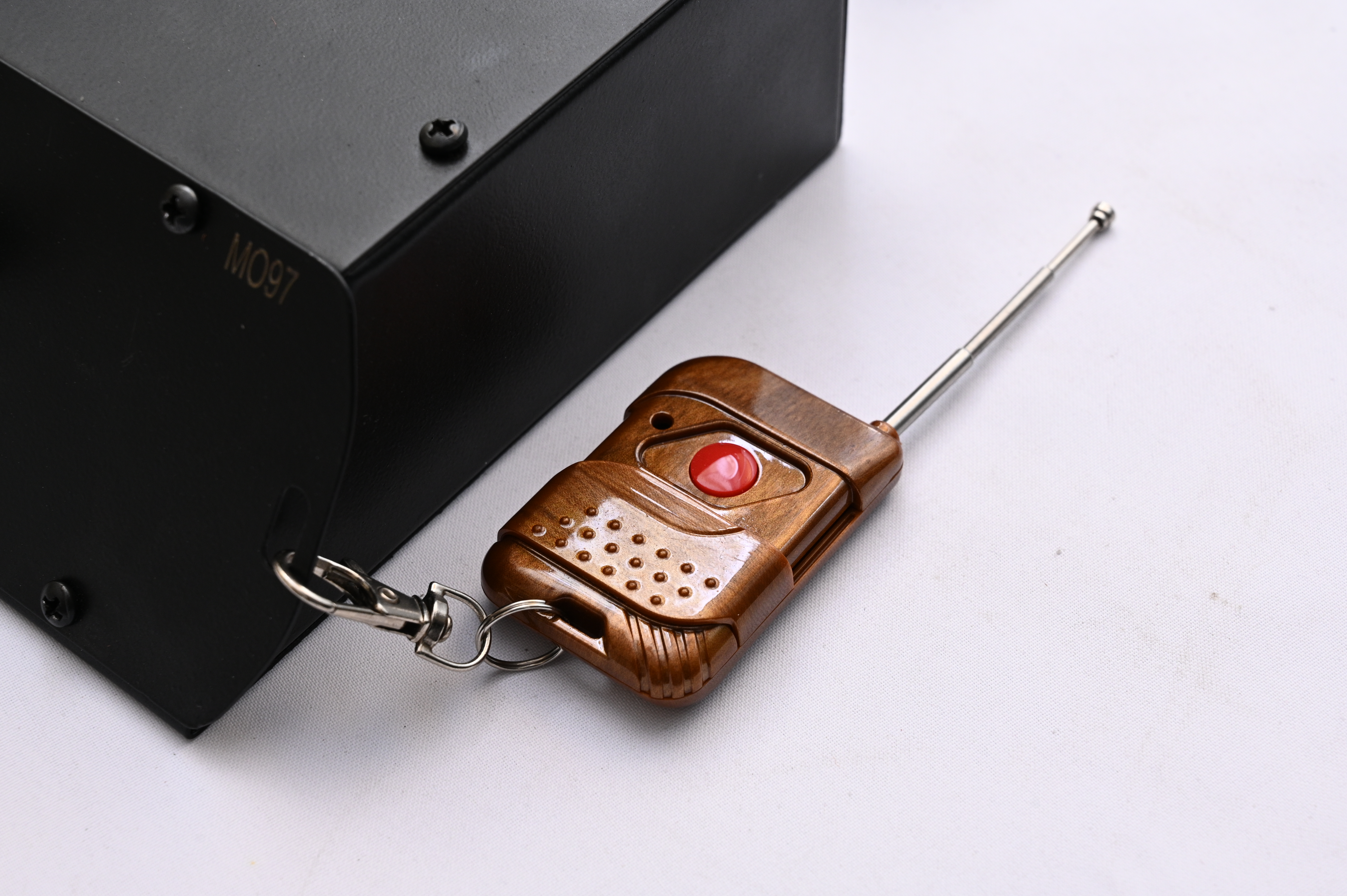 Instant photo booths 